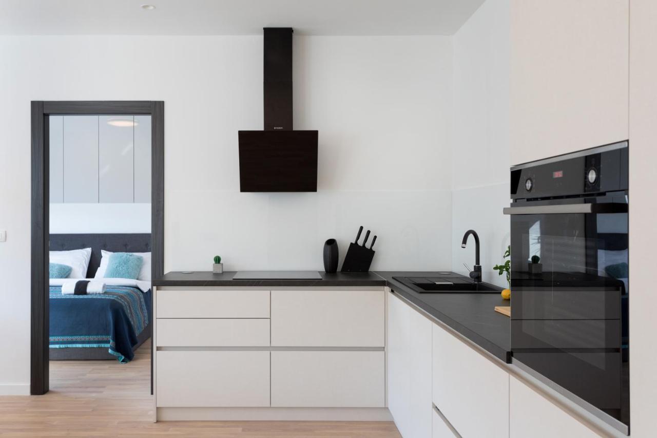 Design 2Bdr Apartment Near City Center Zagreb Exterior foto